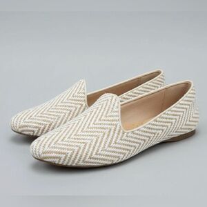 Birdies The Heron in Chai Chevron (Size 9)